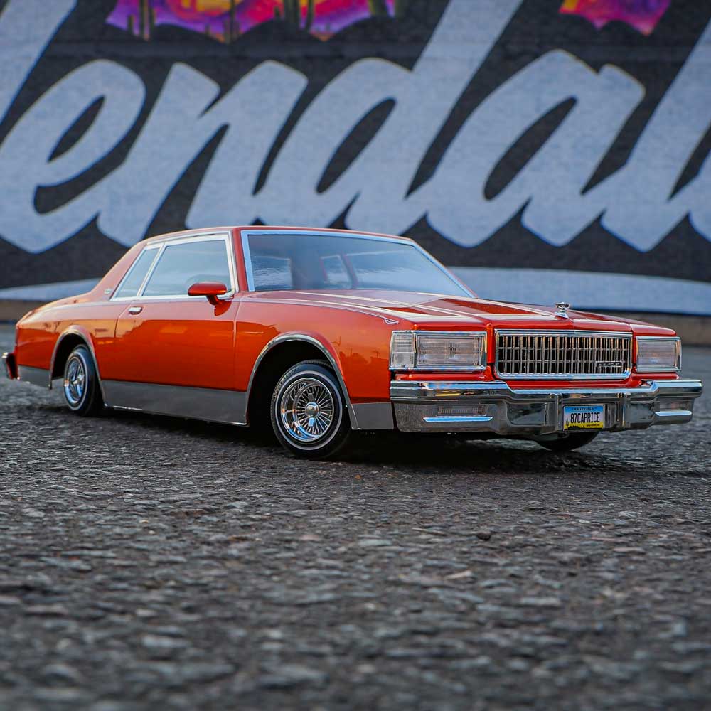 Redcat Caprice Classic RC Car - 1:10 1987 Chevrolet Caprice Classic Hopping Lowrider view 5