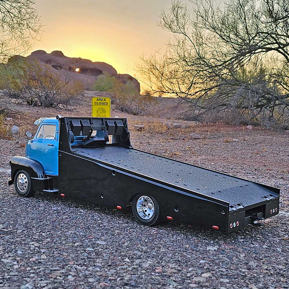 Redcat Custom Hauler - 1953 Chevrolet COE view 5
