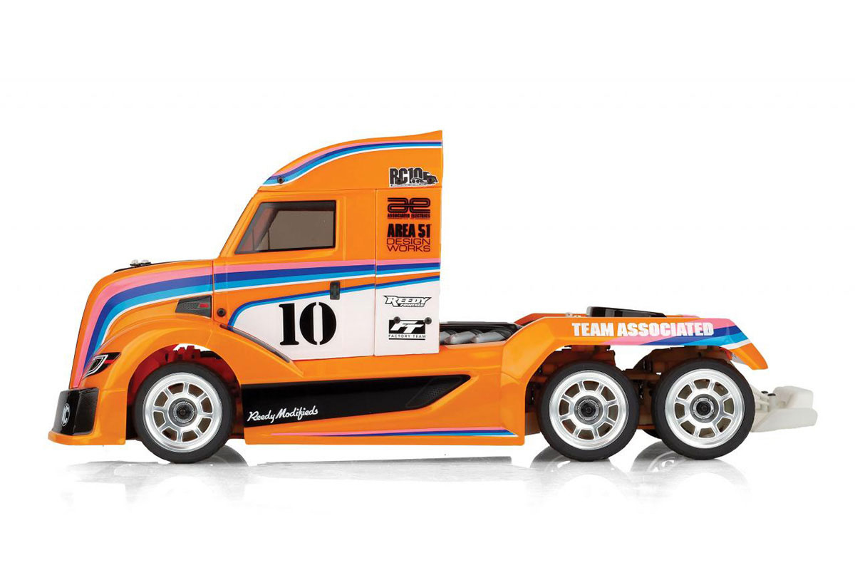 RC10 6X6 American Custom Semitruck view 3