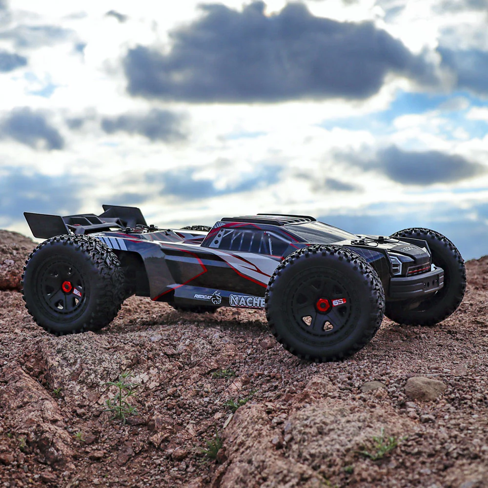 Redcat Machete 6S 1/6 Scale Brushless Electric Monster Truck view 5