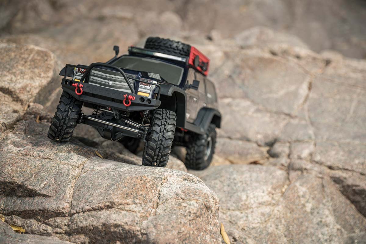 Redcat Everest Gen7 PRO RC Scale Crawler - 1:10 Brushed Rock Crawler view 16