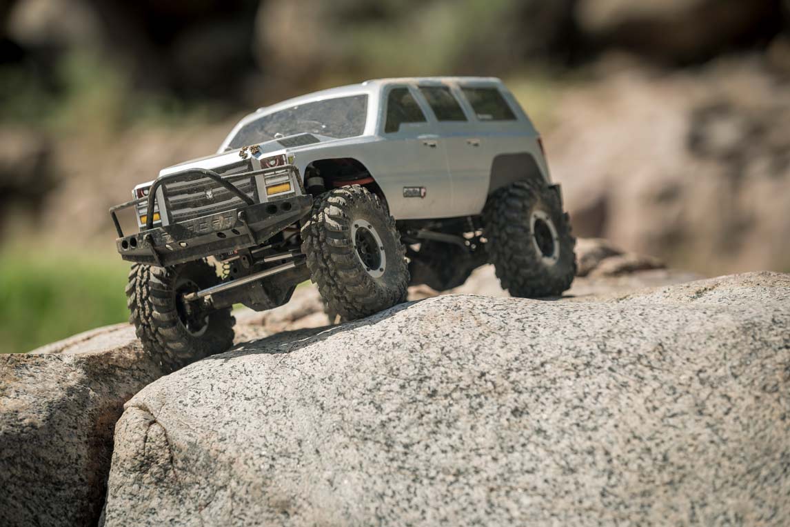 Redcat Everest Gen7 Sport RC Crawler - 1:10 Brushed Rock Crawler -  Silver view 6