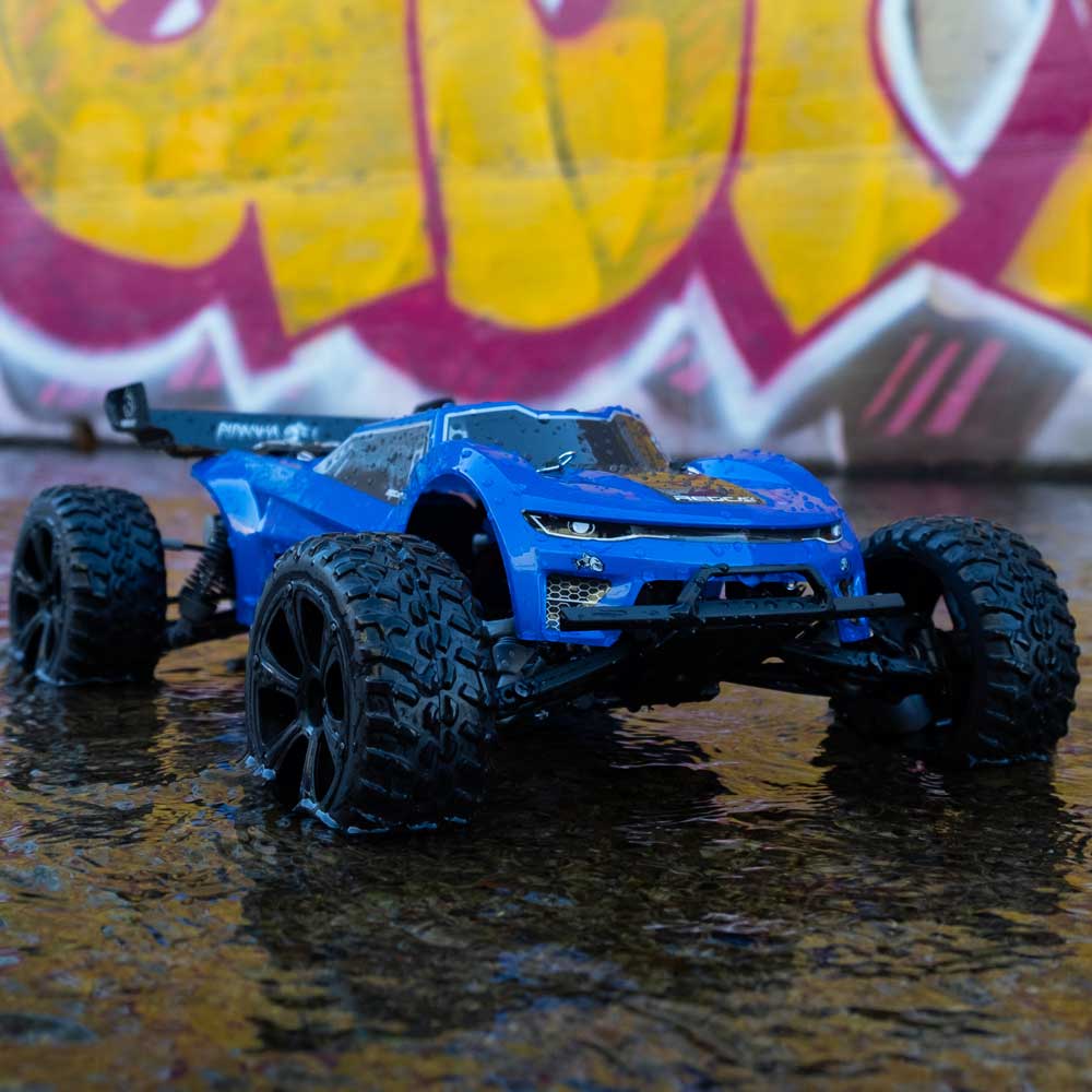 Redcat Piranha TR10 RC Car - 1:10 Brushed 2WD Electric Truggy view 10